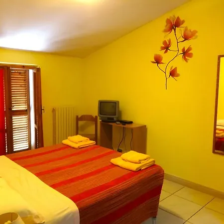 Bed & Breakfast Tra Mare E Monti *