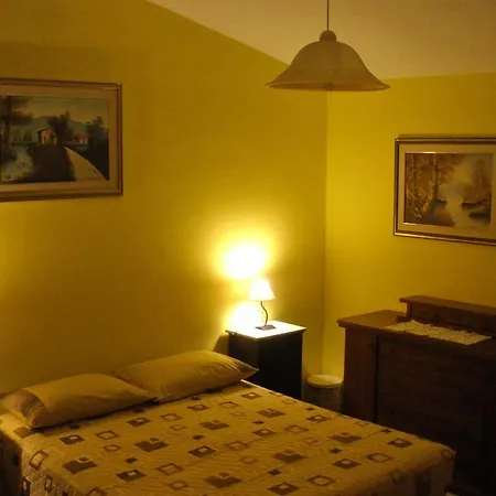 Tra Mare E Monti Couette-café Castellalto