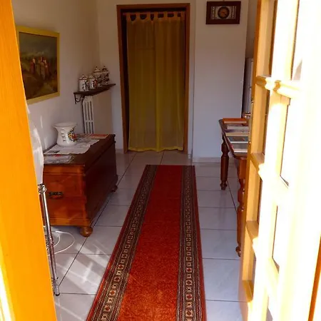 Tra Mare E Monti Bed & Breakfast *